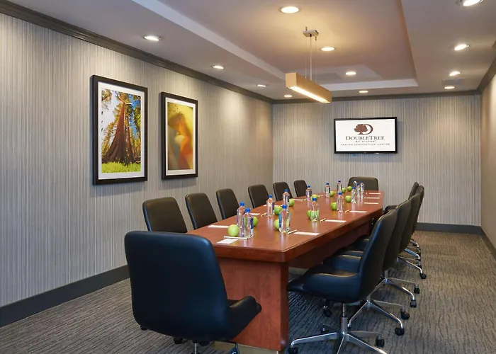 Doubletree By Hilton Fresno Convention Center