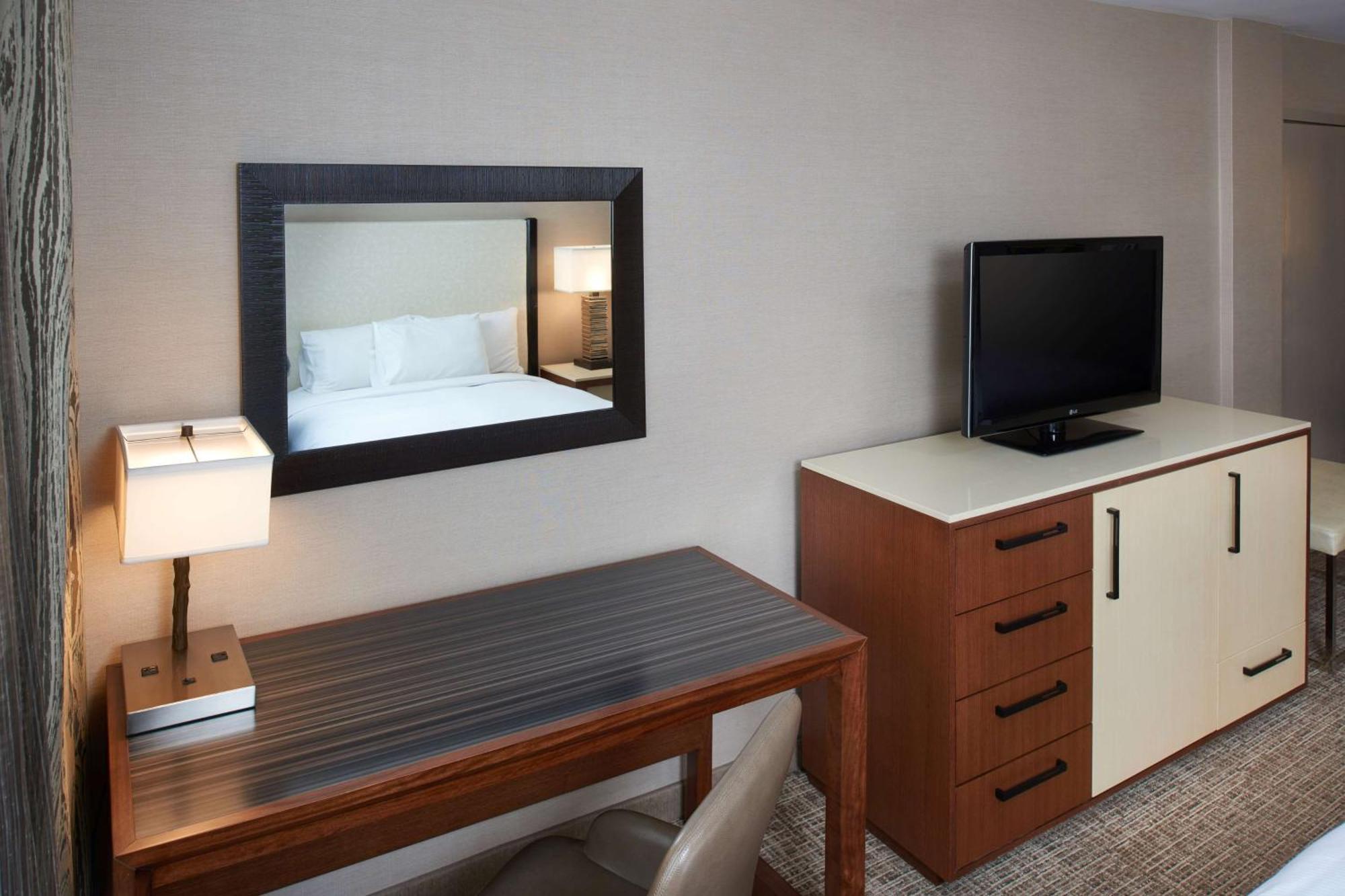 Doubletree By Hilton Convention Center 4* Fresno